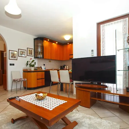 Roberto 1988 Apartamento Poreč